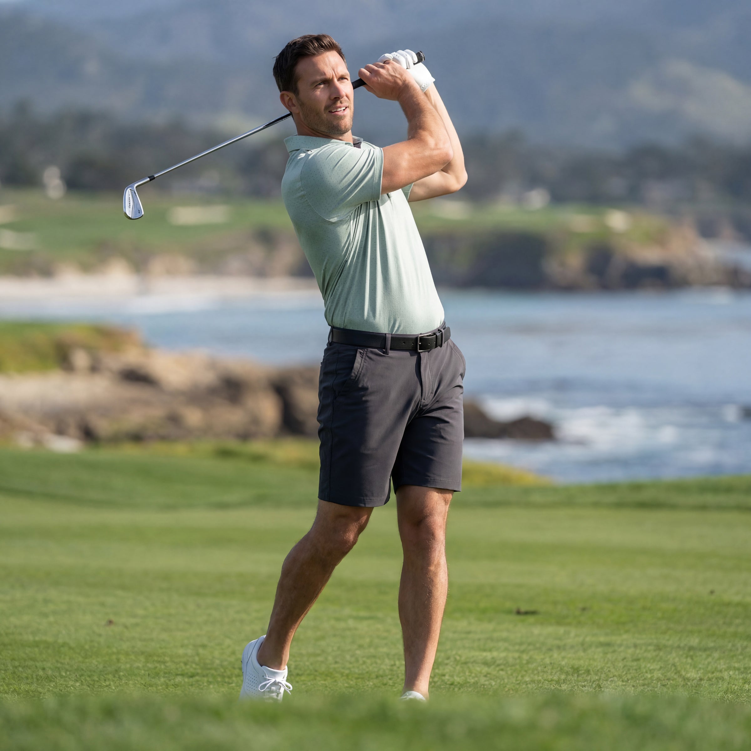 Jetsetter Tech Short 7" -- Charcoal Gray